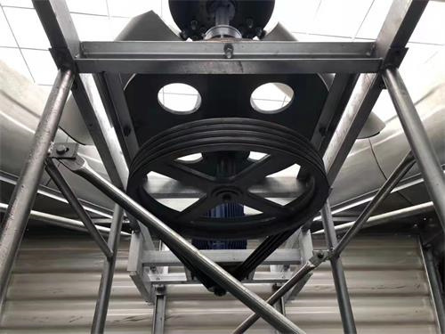 工業(yè)冷卻塔影響著冷水機(jī)(冷卻塔和冷水機(jī)連接視頻)