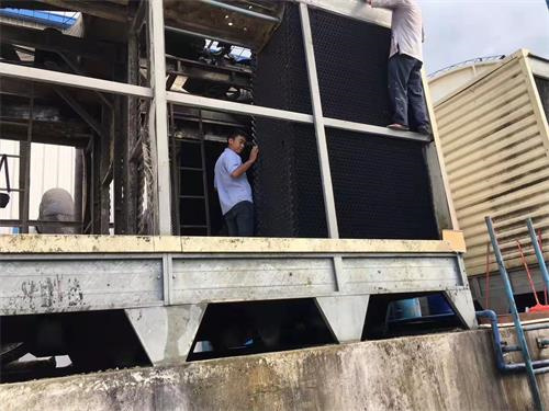 分享冷卻塔堵漏方法,冷卻塔填料生產(chǎn)廠家