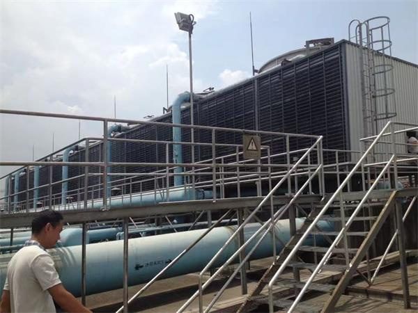 如何解決閉式冷卻塔出水量溫度過高難題？(小型冷卻塔的構造)