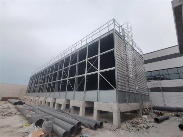 橫流冷卻塔內壁部件打磨工藝處理(橫流式冷卻塔結構)